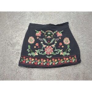 Mi Ami by Francesca's Mini Skirt Womens Large Black Embroidered‎ Floral Boho